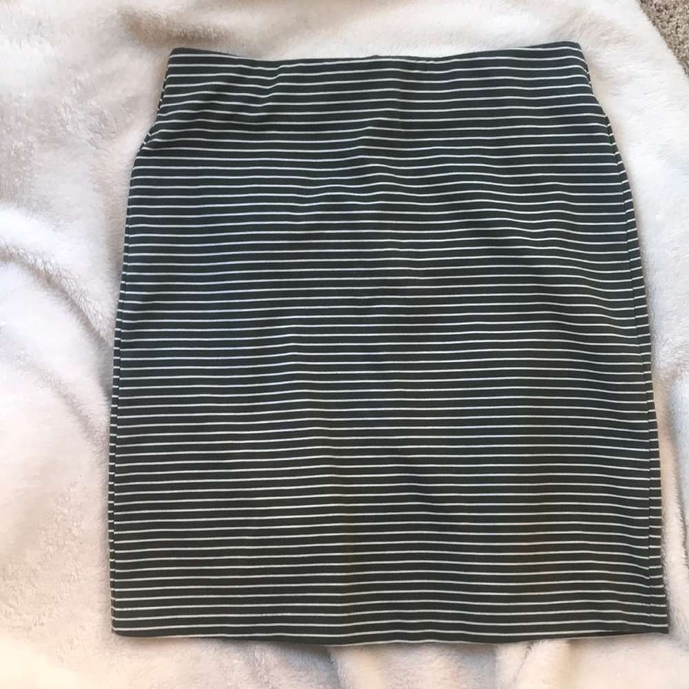 Old navy olive and white stripe skirt